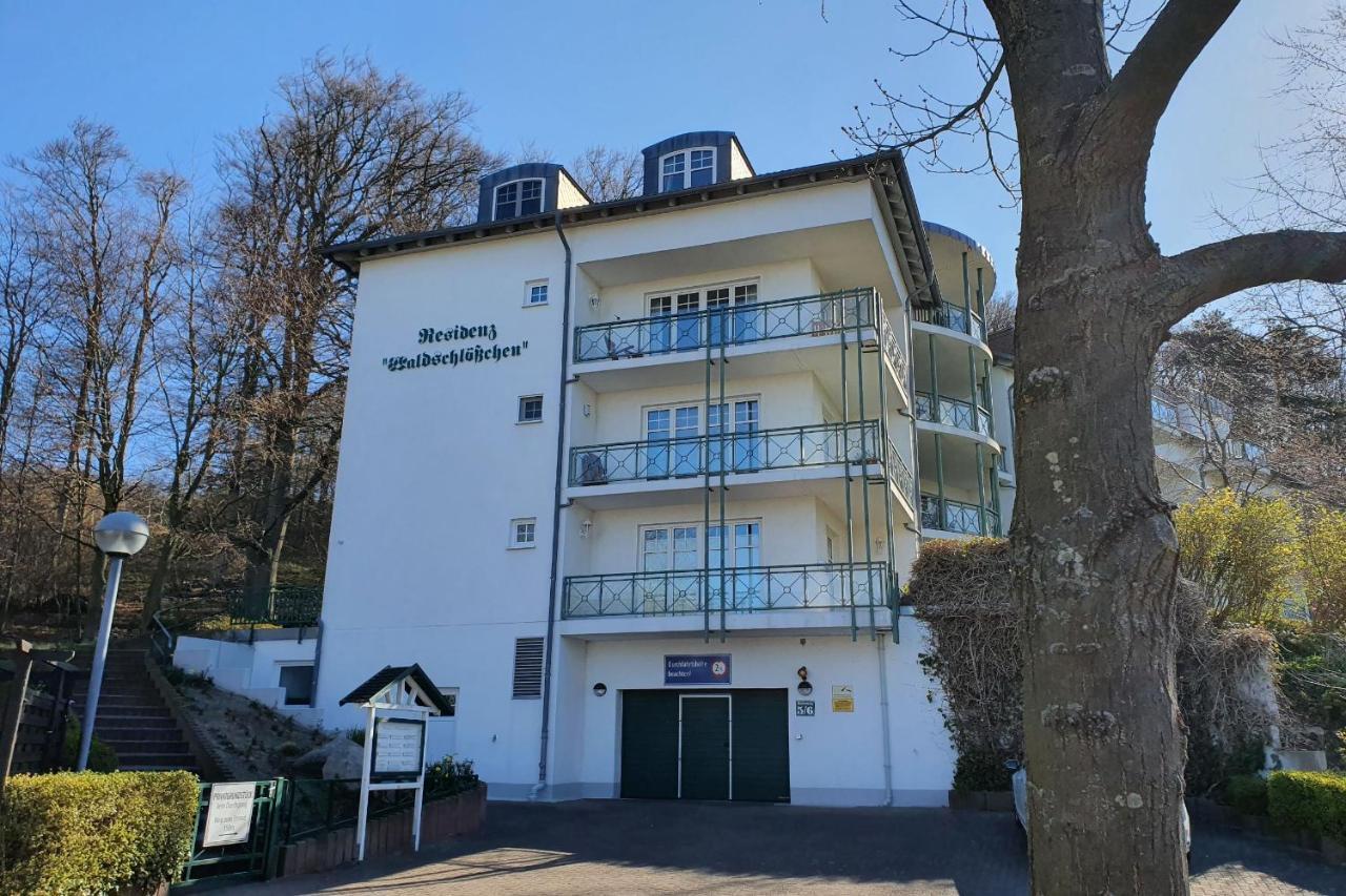 ゼリンWaldschloesschenアパートメント エクステリア 写真